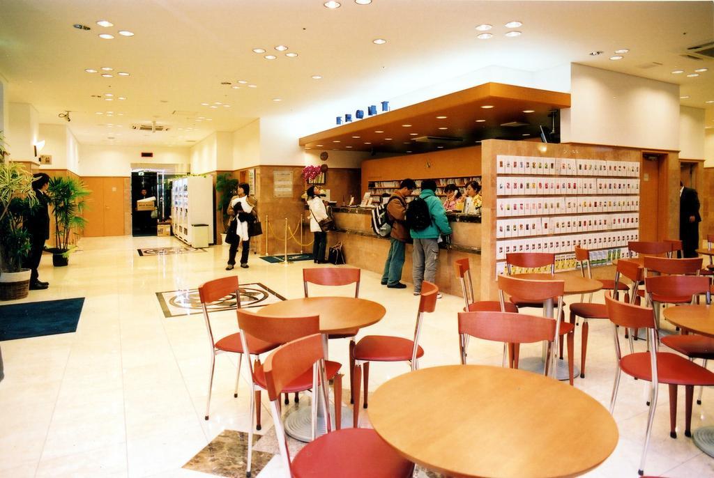 Toyoko Inn Hokkaido Sapporo Susukino Junction Buitenkant foto